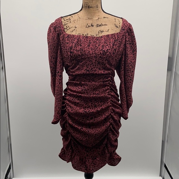 Zara bloggers fave animal print draped mini dress - Picture 2 of 16